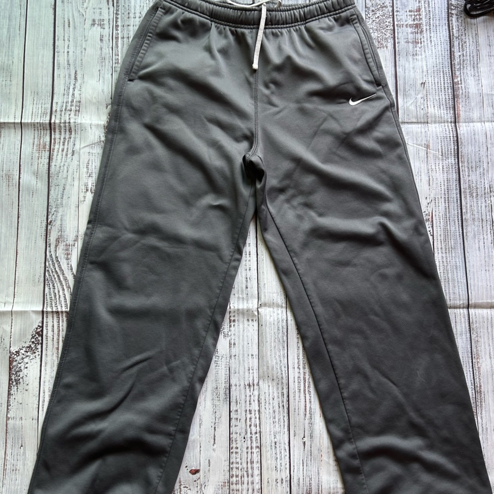 Gray Nike Sweatpants